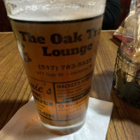 Oak Tree Lounge food
