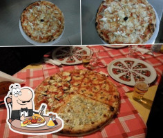 Pizzeria Due Querce Di Rizzo food