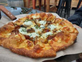 Trails End Brewery Brick-oven Pizza food