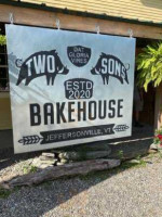 Two Sons Bakehouse food