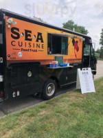 Sea Cuisine Food Truck outside