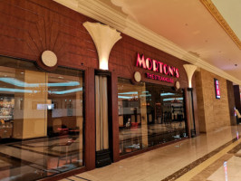 Morton's The Steakhouse inside