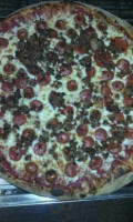 Christopher's Gourmet Pizza food