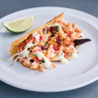 Bajamar Seafood Tacos food