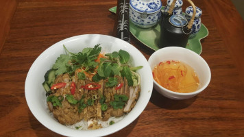 Rendezvous-Du-Vietnam food