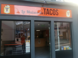 La Maison Du Tacos inside
