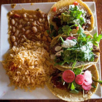 Amor Y Tacos food