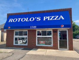 Rotolo's Italian Pizzeria outside