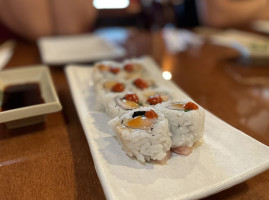 Zena Sushi food
