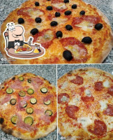 Master Pizza Di Rudin Vezi food