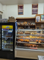 Maplewood Bagel Market food