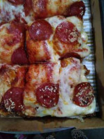 Jet's Pizza food