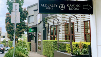 Alderley Arms outside