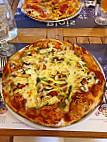 Pizzeria Du Chateau food