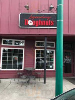 Legendary Doughnuts outside