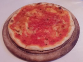 Pizzeria Europa Inh. Tahirllari food