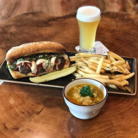 Teays River Brewing Public House food