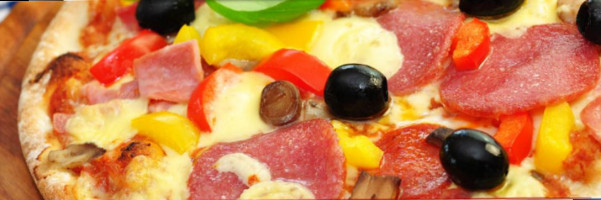 Napoli's Pizza And Pasta food