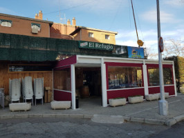 Cafeteria Cerveceria El Refugio Tropical outside