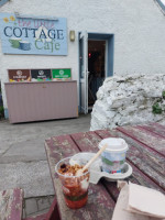 The Little Cottage Cafe food