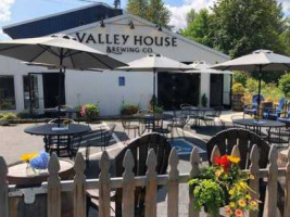 Valley House Brewing Co. outside