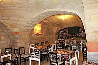 Pizzeria Eraclio inside