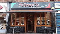 Nino's Italian inside