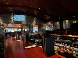 JB Dawson's Restaurant & Bar - Lancaster inside