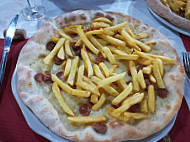 Pizzeria Caramari food