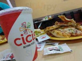 Cici's Pizza food