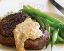 Boomers' Steakhouse Grill food