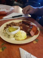 Uncle Moe's Country Kitchen food