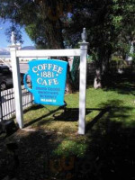 1881 Coffee Cafe outside
