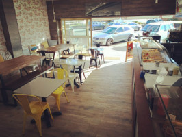 Gerringong Cafe And Takeaway inside