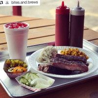 Roegels Barbecue Co food