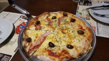 Pizza Cala de los Andes food