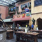 Pizzeria Bellucci - La Piazza people