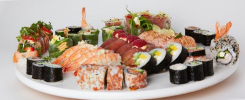 B-sushi food
