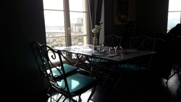 Hotel de Paris inside