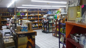 Usa Liquor Store food