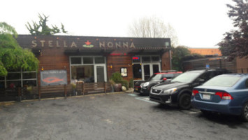 Stella Nonna Restaurant Bar outside