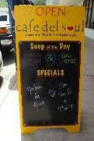 Cafe Del Soul outside