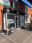 Daylesford Cafe inside