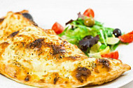 Calzone Essential Pizza food