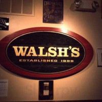 Walsh's And Grill food