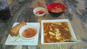 Yi Ge Asian Cuisine food
