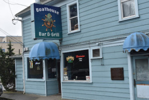 Boathouse And Grill outside