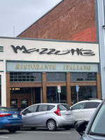 Mazzotti's Italian Food outside