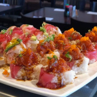 Sushi Wave food