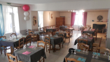 Auberge du Clain food